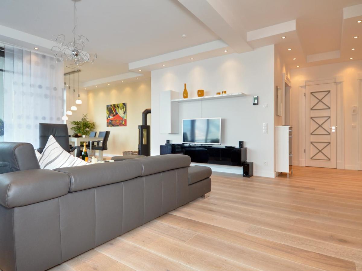 Villa Claire - Meerblicksuite "Sunrise Queen" Sellin  Buitenkant foto