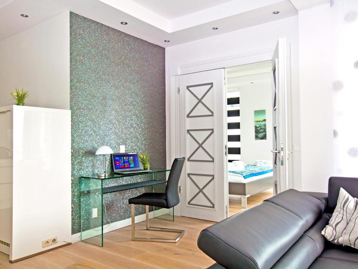 Villa Claire - Meerblicksuite "Sunrise Queen" Sellin  Buitenkant foto