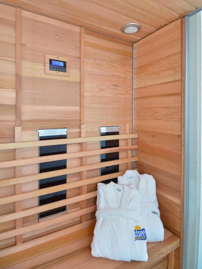 Villa Claire - Meerblicksuite "Sunrise Queen" Sellin  Buitenkant foto