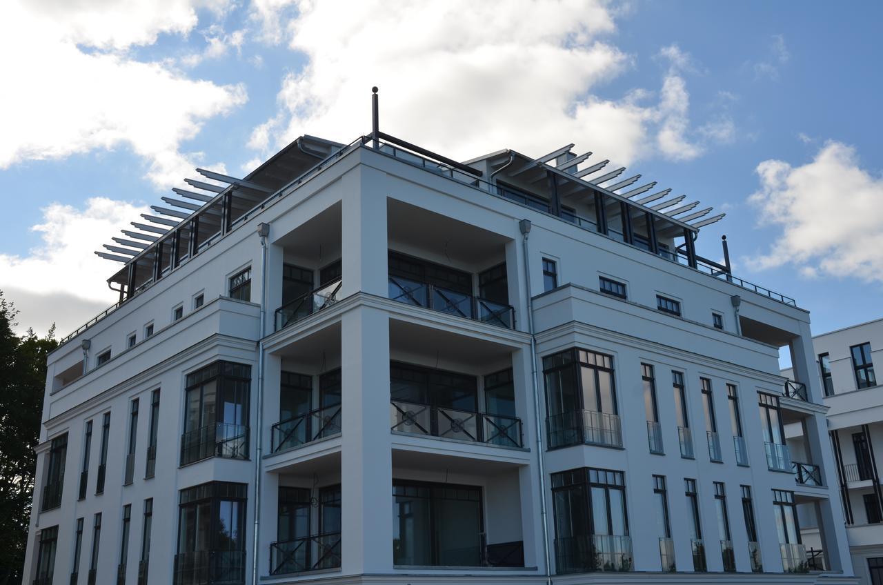 Villa Claire - Meerblicksuite "Sunrise Queen" Sellin  Buitenkant foto